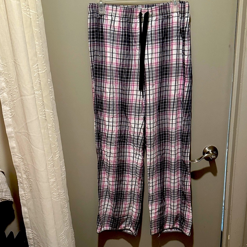 Victoria's Secret Plaid Pajama Pants - Black, White, Pink. NWOT